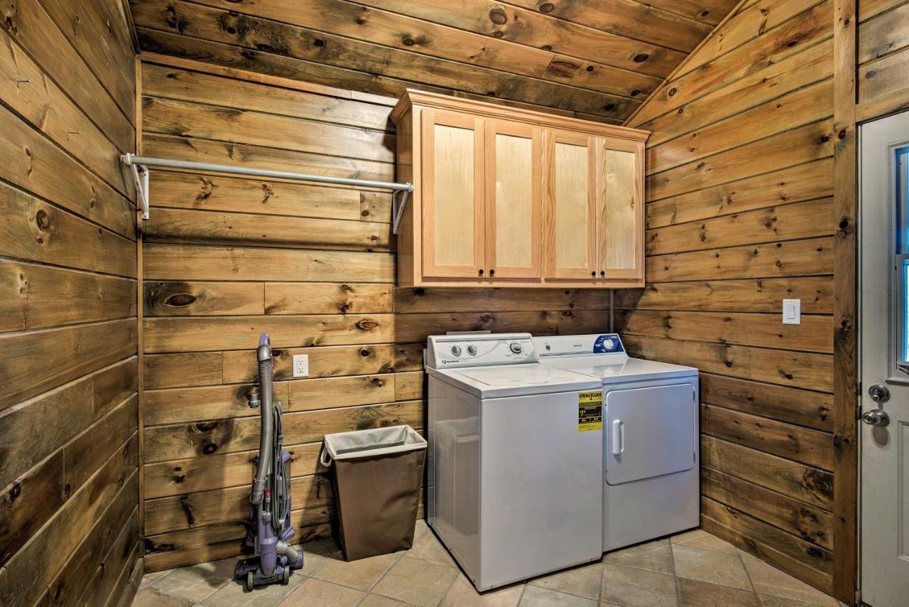 Broken Bow Mountaintop Home With Hot Tub! المظهر الخارجي الصورة